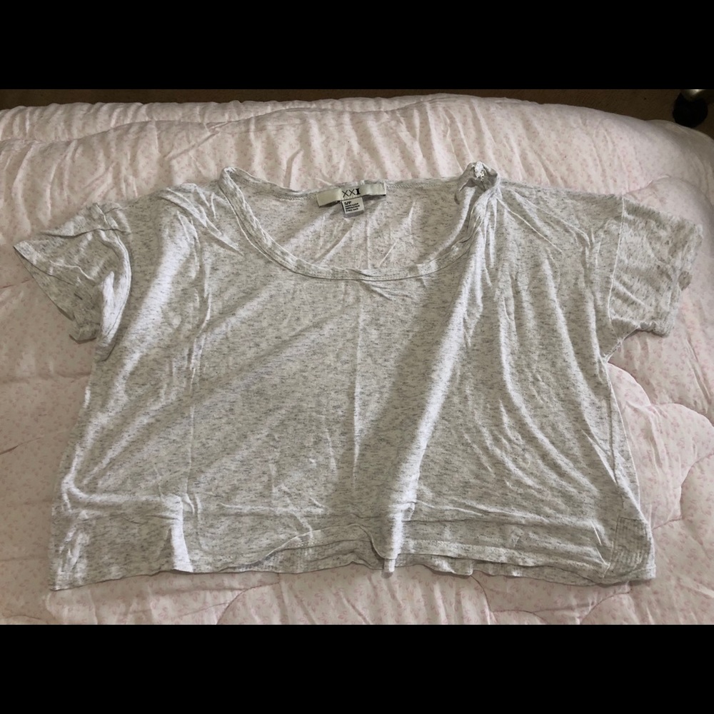 F21 light grey crop top